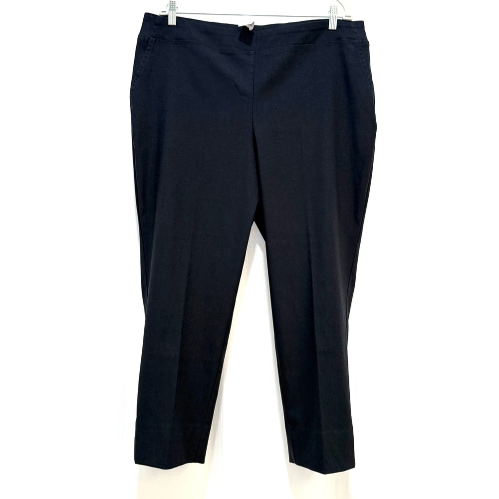 Dalia Woman’s Pull On Navy Stretch Pants, size 16w